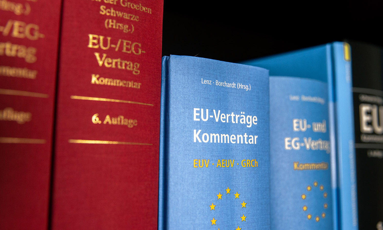 MK Legal | Michael Komuczky | EU Verträge & intern. Recht
